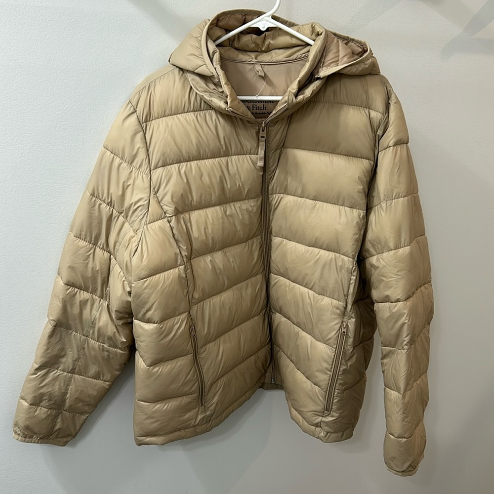 Abercrombie & Fitch Lightweight Packable Puffer